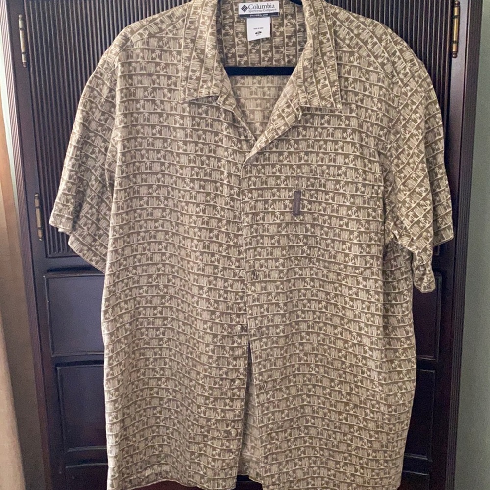 Columbia short sleeve